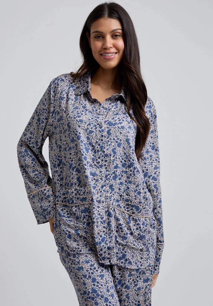 Evie Long Sleeve Aster Print Pyjama Set In Blue