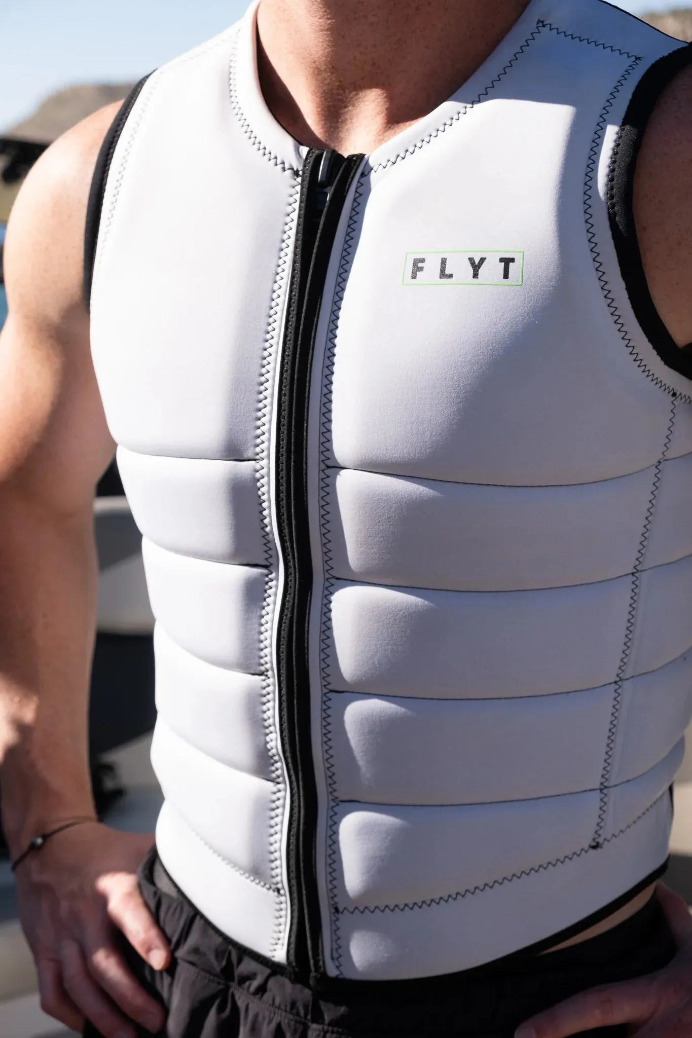 Flyt Elite (Reversible) NCGA Impact Vest | Black/White