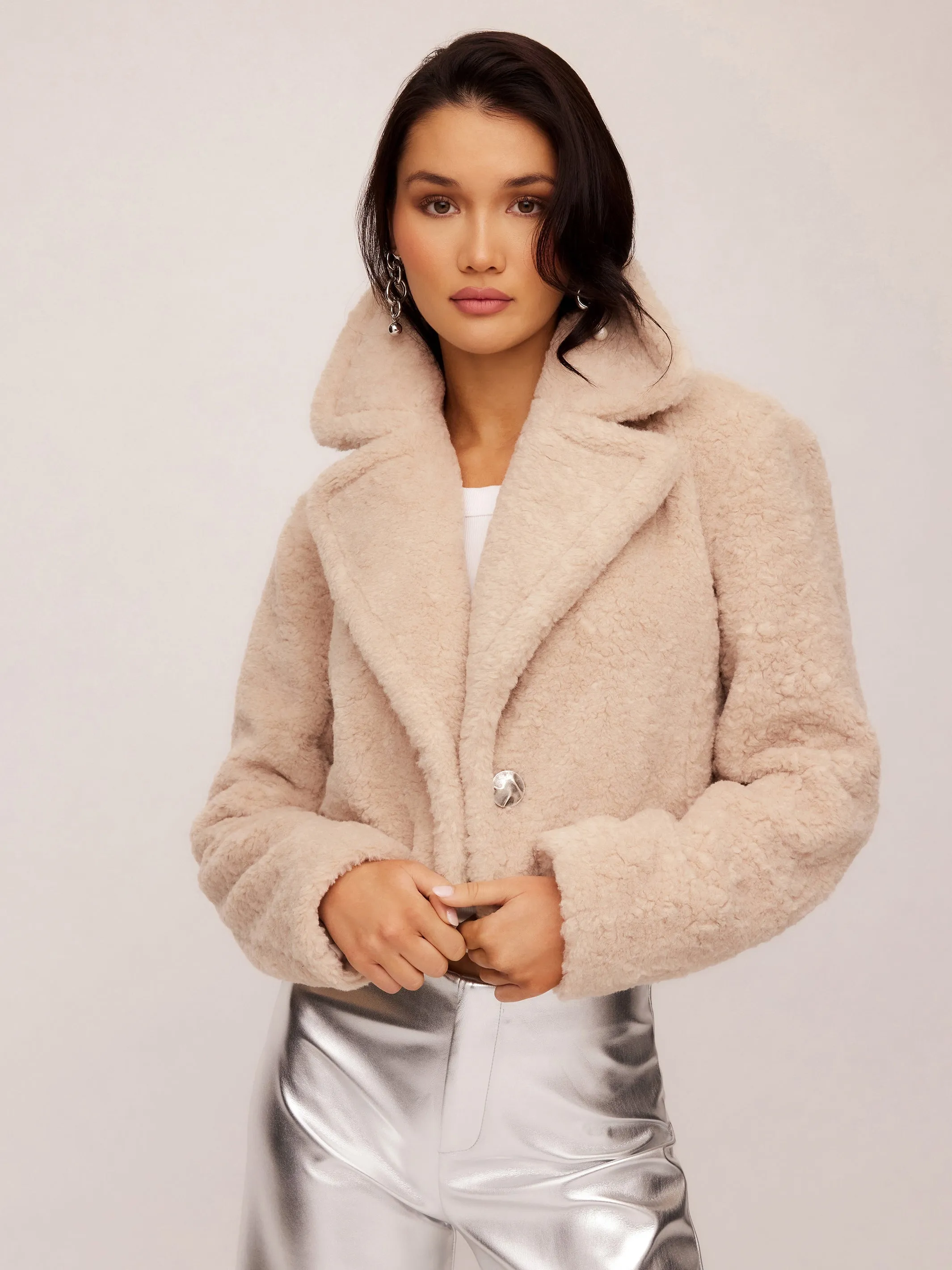 Iva Cropped Sherpa Jacket