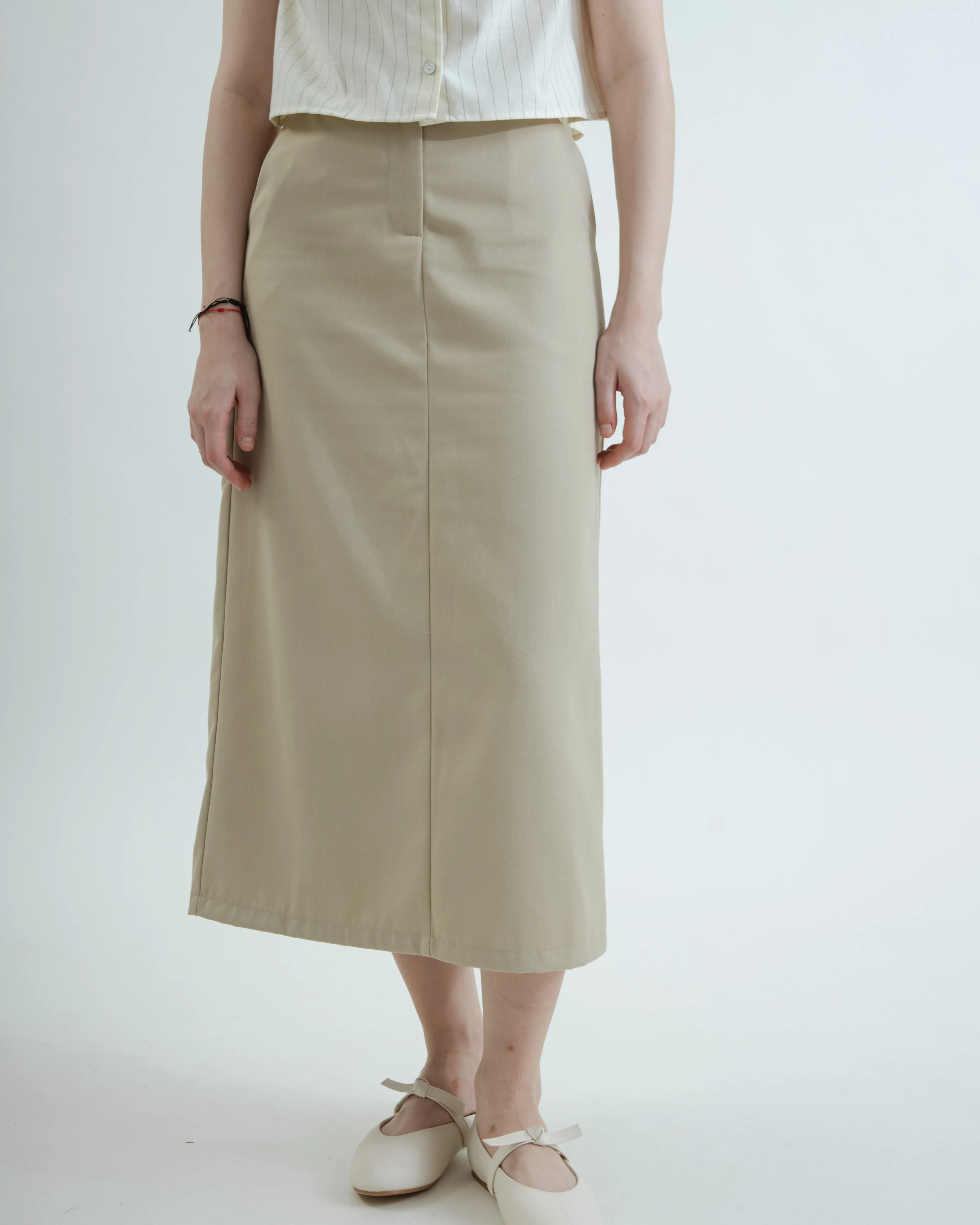 Mindy Back Elastic Tailored Skirt (Beige)