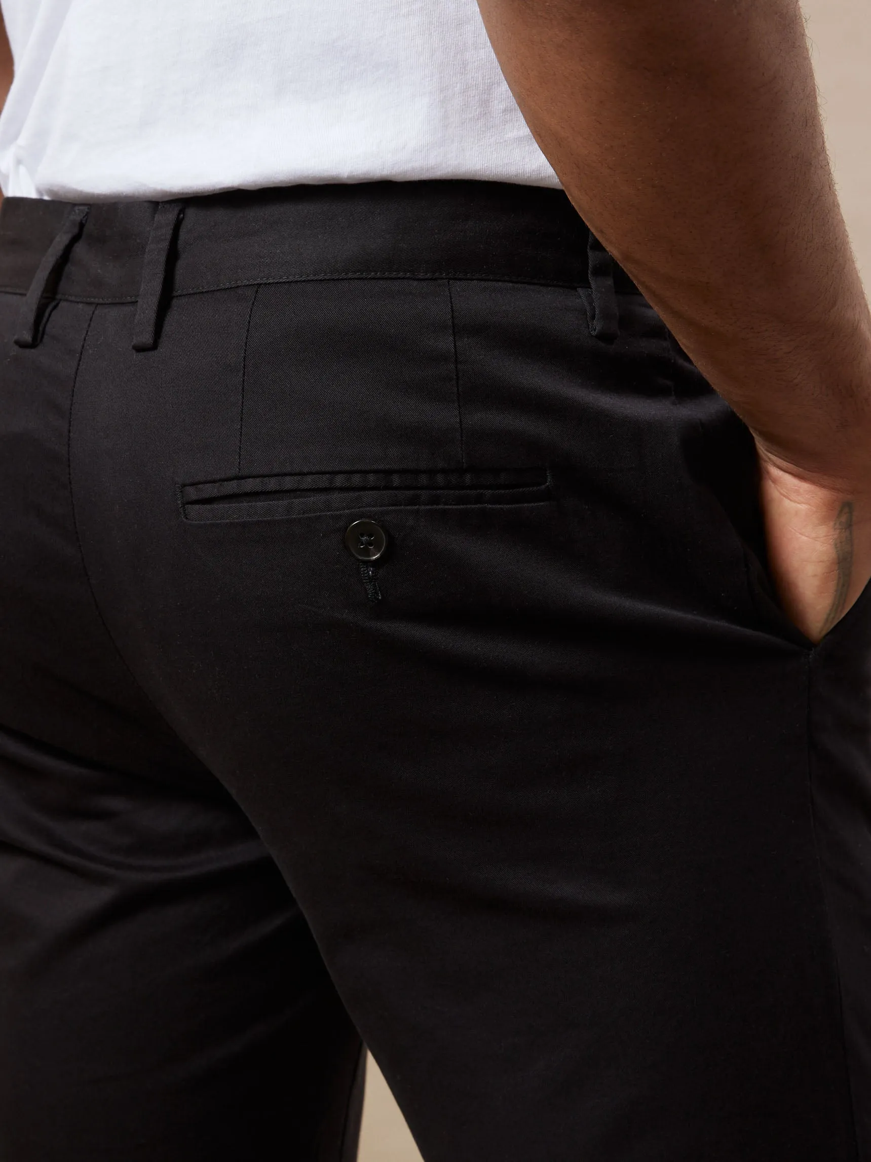 The Brunswick Slim Chino Pant in Black